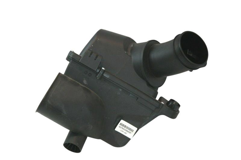 13717843292 Conducto admisión aire BMW 5 Series F10, 5 Series F10 LCI, 6 Series F06 Gran Coupé LCI, 6 Series F12, 6 Series F12 LCI, 6 Series F13, 6 Series F13 LCI