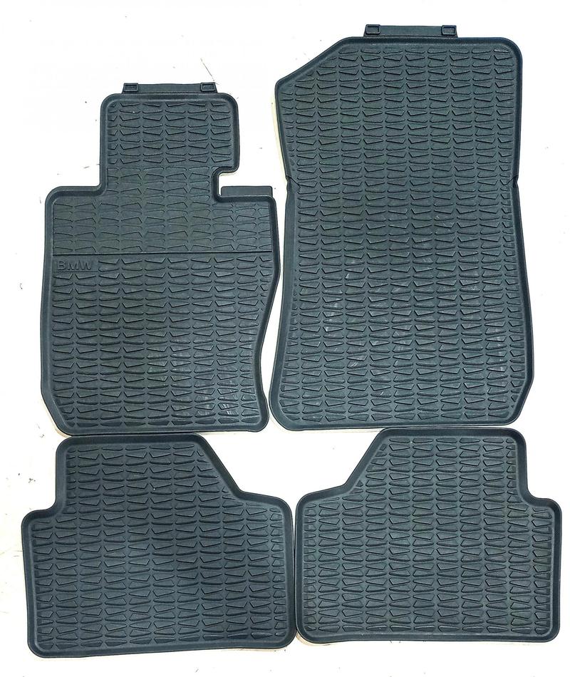 2240909 Alfombrilla delantera BMW X1 E84