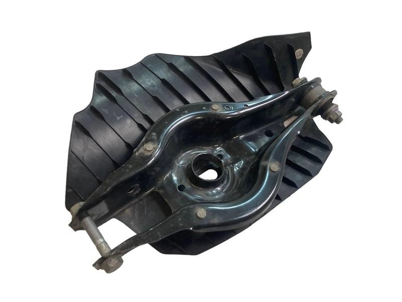 2467125 Brazo superior suspensión trasera BMW 1 Series F20, 1 Series F20 LCI, 1 Series F21, 1 Series F21 LCI, 3 Series F30, 3 Series F30 LCI, 3 Series F31, 3 Series F31 LCI, 4 Series F36 Gran Coupé, 4 Series F36 Gran Coupé LCI