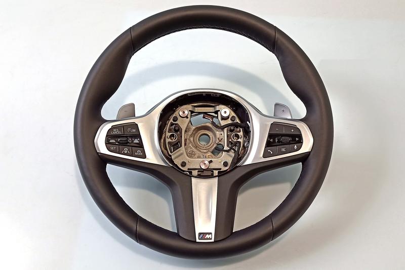 32308008184 EXMAESTRO electrónica y volantes BMW 5 Series G30, 5 Series G30 LCI, 5 Series G31 Touring, 5 Series G31 Touring LCI, 5 Series G38, 5 Series G38 LCI, 6 Series G32 GT LCI, 7 Series G11, 7 Series G11 LCI, 7 Series G12, 7 Series G12 LCI, 8 Series G14 Convertible, 8 Series G15 Coupé, 8 Series G16 Gran Coupé, X5 G05 LCI, X6 G06 LCI, X7 G07 LCI