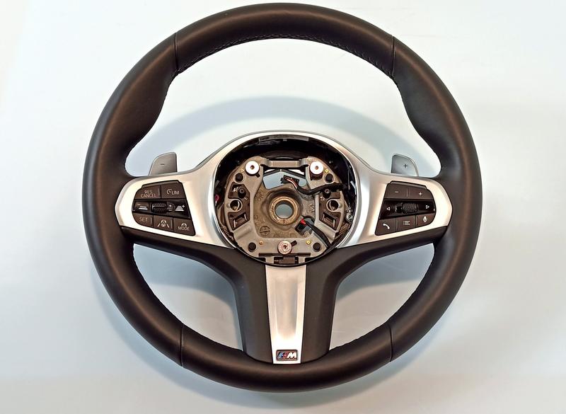 32308008184 Volante BMW 5 Series G30, 5 Series G30 LCI, 5 Series G31 Touring, 5 Series G31 Touring LCI, 5 Series G38, 5 Series G38 LCI, 6 Series G32 GT, 6 Series G32 GT LCI, 7 Series G11, 7 Series G11 LCI, 7 Series G12, 7 Series G12 LCI, 8 Series G14 Convertible, 8 Series G15 Coupé, 8 Series G16 Gran Coupé, X5 G05, X6 G06, X7 G07