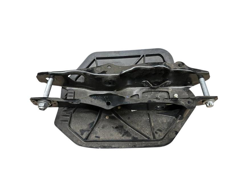33306878031 Brazo suspensión trasero BMW X5 G05 LCI, X6 G06 LCI, X7 G07 LCI