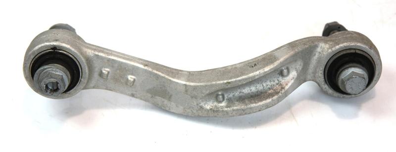 33326782135 Brazo superior suspensión trasera BMW 5 Series F10, 5 Series F10 LCI, 5 Series F18, 5 Series F18 LCI, 6 Series F06 Gran Coupé LCI, 6 Series F12, 6 Series F12 LCI, 7 Series F01, 7 Series F01 LCI, 7 Series F02, 7 Series F02 LCI