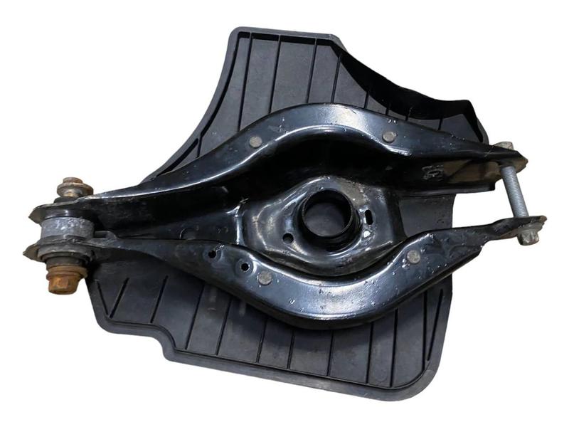 33326886448 Brazo superior suspensión trasera BMW 2 Series G42, 3 Series G20 Saloon LCI, 3 Series G21 Touring LCI, 4 Series G23 Convertible LCI, 4 Series G22 Coupé LCI, 4 Series G26 Gran Coupé LCI, Z4 G29