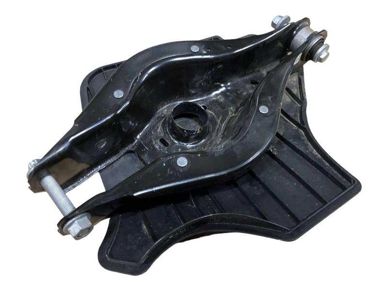 33326886448 Brazo superior suspensión trasera BMW 3 Series G20 Saloon, 3 Series G20 Saloon LCI, 3 Series G21 Touring, 3 Series G21 Touring LCI, Z4 G29