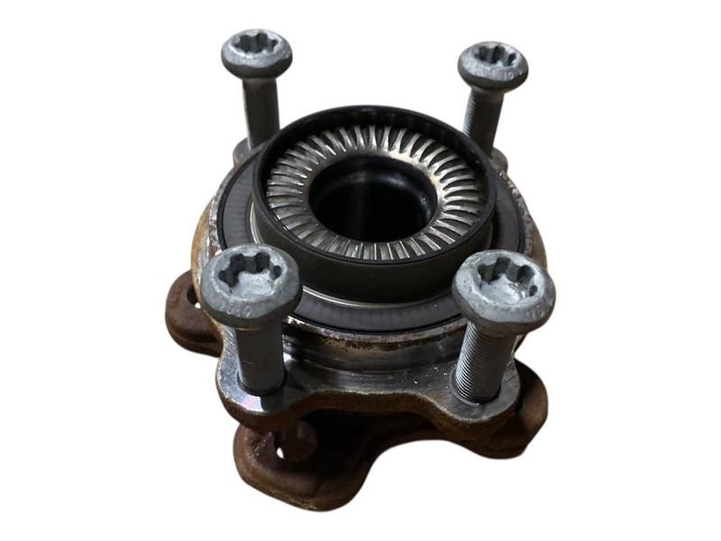 33406899175 Rodamiento rueda trasera BMW 1 Series F70, 2 Series F74 Gran Coupé, 2 Series F78 Gran Coupé, 2 Series G42, 2 Series U06 Active Tourer, 3 Series G20 Saloon, 3 Series G20 Saloon LCI, 3 Series G21 Touring LCI, 3 Series G28 Saloon, 3 Series G28 Saloon LCI, 4 Series G22 Coupé LCI, 4 Series G23 Convertible LCI, 4 Series G26 Gran Coupé LCI, 5 Series G30, 5 Series G30 LCI, 5 Series G31 Touring LCI, 5 Series G60 Saloon, 5 Series G61 Touring, 5 Series G68 Saloon, 6 Series G32 GT LCI, 7 Series G11, 7 Series G11 LCI, 7 Series G12, 7 Series G12 LCI, 7 Series G70, 8 Series G14 Convertible, 8 Series G15 Coupé, 8 Series G16 Gran Coupé, i4 G26 Gran Coupé LCI, MINI Countryman U25, X1 U11, X1L U12, X2 U10, X3 G01 LCI, X3 G45, X3L G48, X4 G02 LCI, Z4 G29