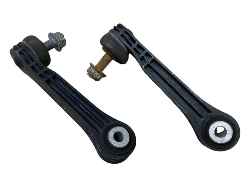 33506869096 Bieleta barra estabilizadora trasera BMW 5 Series F90 M5, 5 Series F90 M5 LCI, 5 Series G30, 5 Series G30 LCI, 5 Series G31 Touring, 5 Series G31 Touring LCI, 5 Series G38, 5 Series G38 LCI, 6 Series G32 GT, 6 Series G32 GT LCI, 7 Series G11, 7 Series G11 LCI, 7 Series G12, 7 Series G12 LCI, 8 Series F91 M8 Convertible, 8 Series F92 M8 Coupé, 8 Series G14 Convertible, 8 Series G15 Coupé, 8 Series G16 Gran Coupé