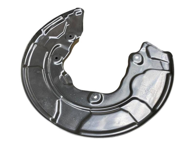 34206861801 Placa protección disco trasero BMW X5 G05