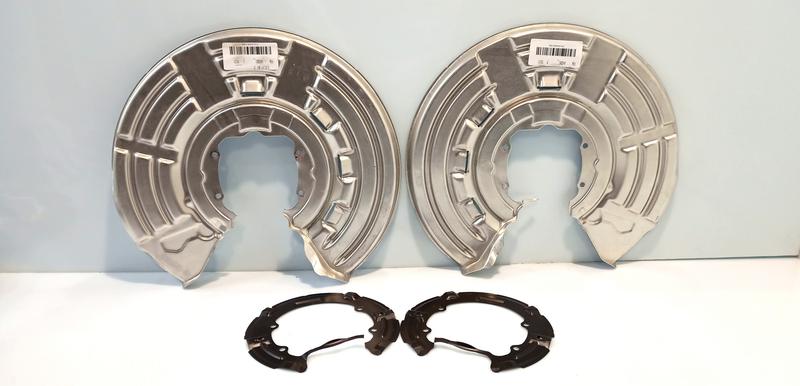 34208053266 Placa protección disco trasero BMW 2 Series F87 M2 LCI, 3 Series F80 M3 LCI, 4 Series F82 M4 LCI, 4 Series F83 M4 LCI