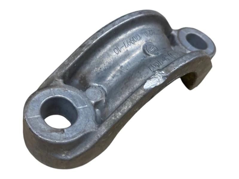 37116776210 Soporte barra estabilizadora delantera BMW 5 Series F07 GT LCI, 5 Series F10, 5 Series F10 LCI, 5 Series F11, 5 Series F11 LCI, 6 Series F06 Gran Coupé, 6 Series F06 Gran Coupé LCI, 6 Series F12, 6 Series F12 LCI, 6 Series F13, 6 Series F13 LCI, 7 Series F01, 7 Series F01 LCI, 7 Series F02, 7 Series F02 LCI