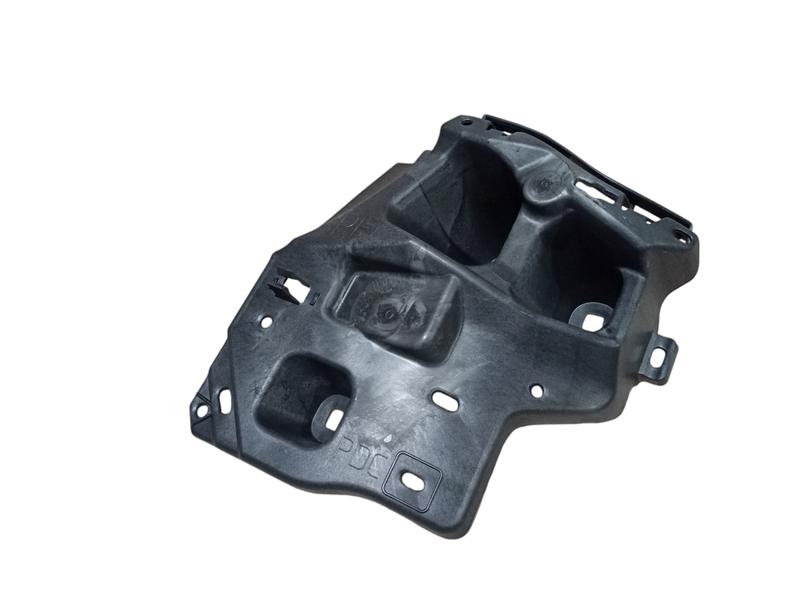 51127497112 Soporte parachoques trasero BMW 4 Series G22 Coupé LCI, 4 Series G23 Convertible LCI, 4 Series G82 M4 Coupé LCI, 4 Series G83 M4 Convertible LCI