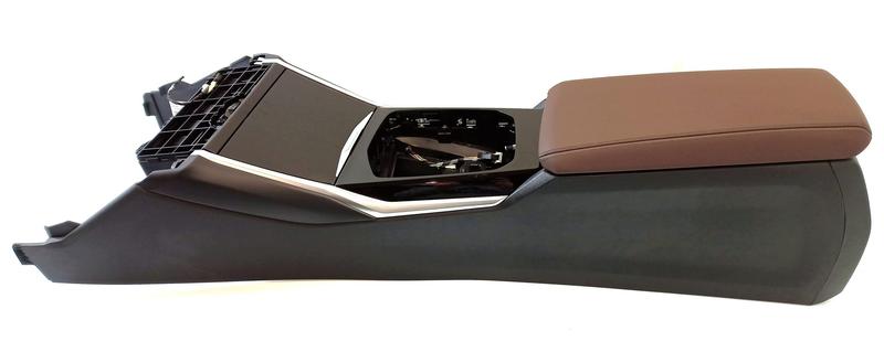 51166996833 Consola central BMW 2 Series G42, 3 Series G20 Saloon, 3 Series G20 Saloon LCI, 3 Series G21 Touring, 3 Series G21 Touring LCI, 3 Series G28 Saloon, 3 Series G28 Saloon LCI, 3 Series G80 M3, 3 Series G80 M3 LCI, 4 Series G22 Coupé, 4 Series G22 Coupé LCI, 4 Series G23 Convertible, 4 Series G23 Convertible LCI, 4 Series G26 Gran Coupé, 4 Series G26 Gran Coupé LCI, 4 Series G82 M4 Coupé, 4 Series G82 M4 Coupé LCI, 4 Series G83 M4 Convertible, 4 Series G83 M4 Convertible LCI, i4 G26 Gran Coupé