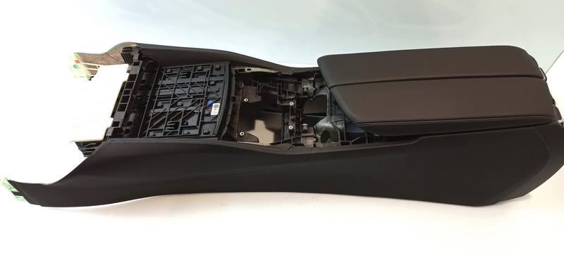 51168090710 Consola central BMW 5 Series G30, 5 Series G30 LCI, 5 Series G31 Touring, 5 Series G31 Touring LCI, 6 Series G32 GT LCI