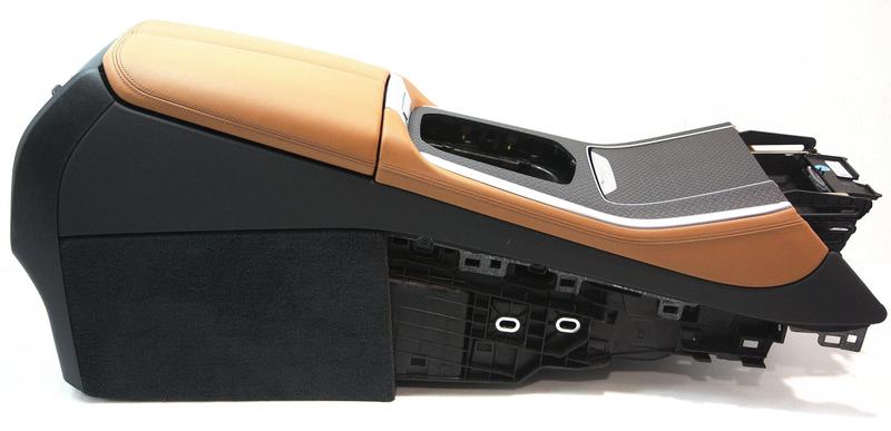 51169108356 Consola central BMW X5 G05, X7 G07