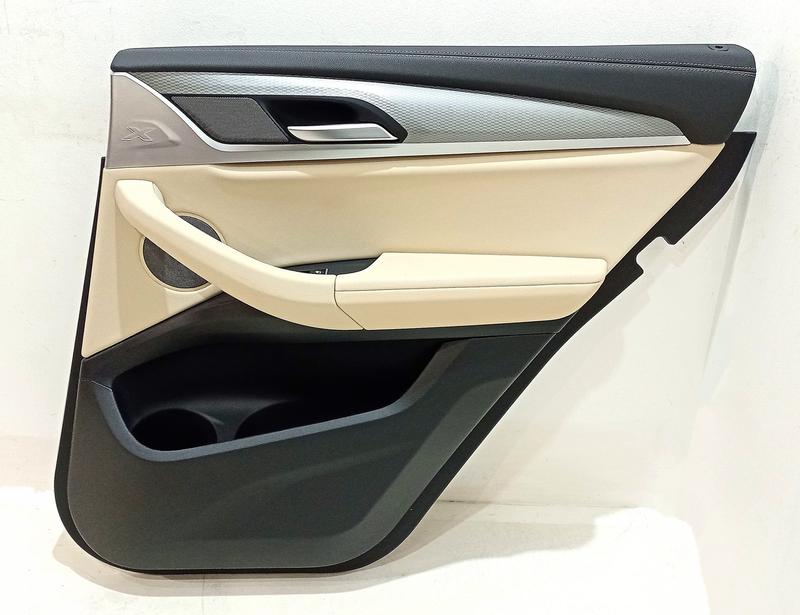 51427940334 Tapizado puerta trasera BMW X4 G02