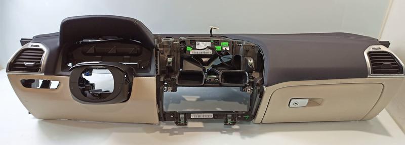 51457994796 Salpicadero BMW 8 Series F91 M8 Convertible, 8 Series F92 M8 Coupé, 8 Series F93 M8 Gran Coupé, 8 Series G14 Convertible, 8 Series G15 Coupé, 8 Series G16 Gran Coupé