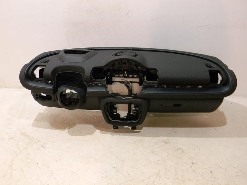 51459382292 MINI salpicadero MINI Clubman F54