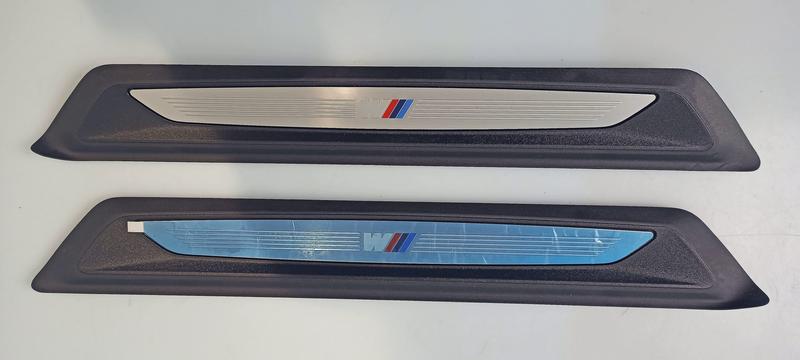 51478051037 Embellecedor umbral delantero BMW 1 Series F20, 1 Series F20 LCI, 1 Series F21, 1 Series F21 LCI, 2 Series F45 Active Tourer LCI, 2 Series F46 Gran Tourer LCI, 3 Series F30, 3 Series F30 LCI, 3 Series F31, 3 Series F31 LCI, 3 Series F34 GT LCI, 3 Series F35, 3 Series F35 LCI, 4 Series F36 Gran Coupé LCI, X1 F48 LCI, X2 F39