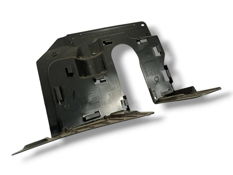 51717424917 Guardabarros interior delantero BMW X5 G05 LCI, X5 M F95 LCI, X6 G06 LCI, X6 M F96 LCI, X7 G07 LCI, XM G09