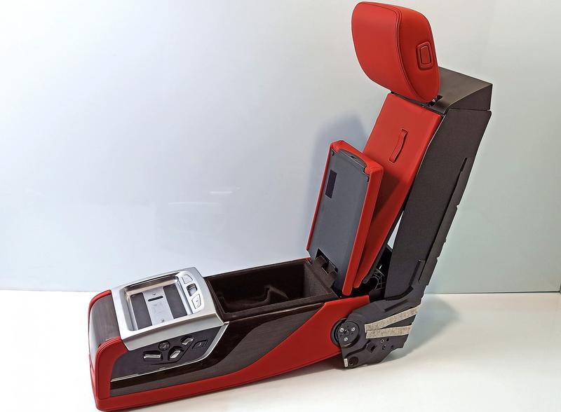 52207991552 Apoyabrazos BMW 7 Series G11, 7 Series G11 LCI, 7 Series G12, 7 Series G12 LCI