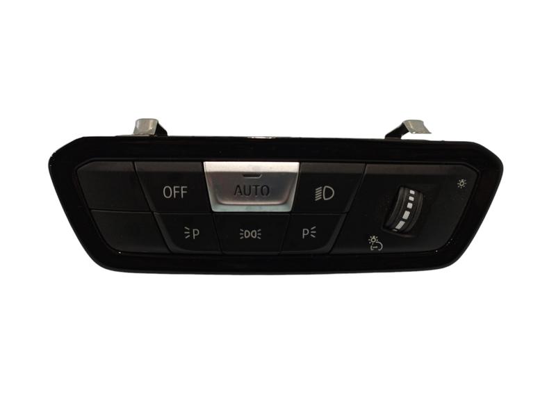 61319461121 Interruptor luces BMW 8 Series F91 M8 Convertible, 8 Series F92 M8 Coupé, 8 Series G14 Convertible, 8 Series G15 Coupé, 8 Series G16 Gran Coupé