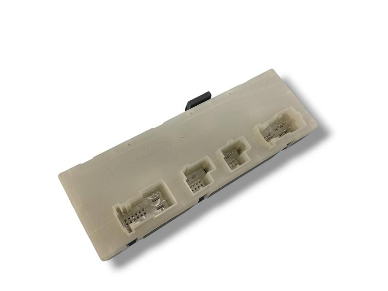 61355A19DB3 Módulo maletero BMW 3 Series G21 Touring LCI, 3 Series G81 M3 Touring LCI, 5 Series G30, 5 Series G30 LCI, 5 Series G31 Touring LCI