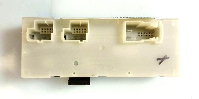 61359852925 Módulo maletero BMW 4 Series G26 Gran Coupé, 4 Series G26 Gran Coupé LCI, 8 Series G16 Gran Coupé, X3 G01