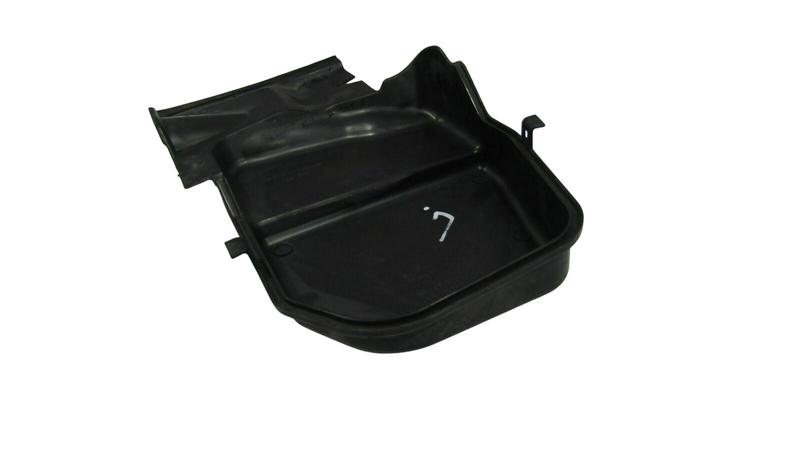 64316925017 Tapa filtro habitáculo BMW 1 Series E81, 1 Series E87, 3 Series E90, 3 Series E91, 3 Series E92, 3 Series E93, X1 E84