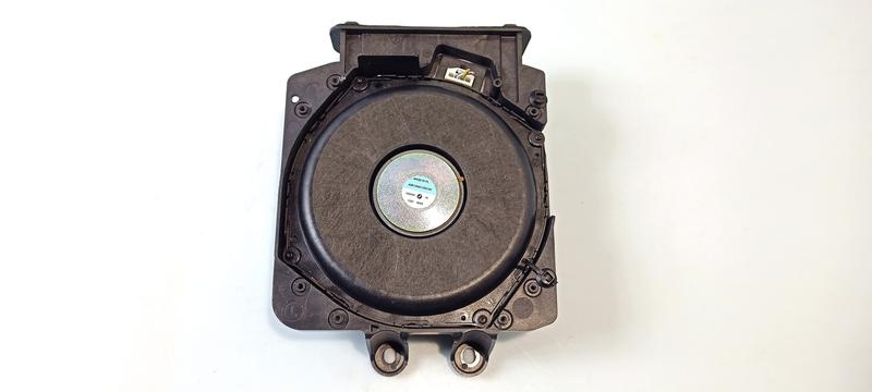 65139858623 Subwoofer BMW 2 Series U06 Active Tourer, X1 U11, X2 U10