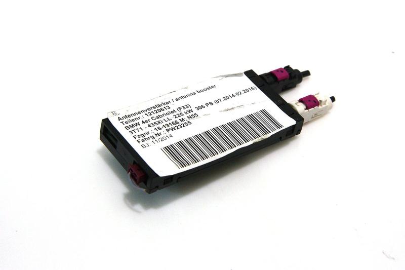 65209273667 Amplificador antena BMW 4 Series F33, 4 Series F33 LCI, 4 Series F83 M4