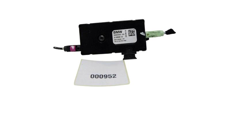 65209384054 Amplificador antena BMW 5 Series G30, 5 Series G31 Touring, 5 Series G38, 7 Series G11, 7 Series G12