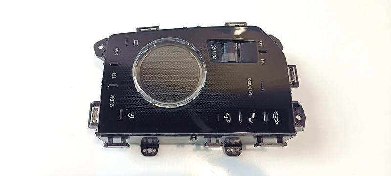 65825A58E87 EXMAESTRO electrónica y volantes BMW 7 Series G70