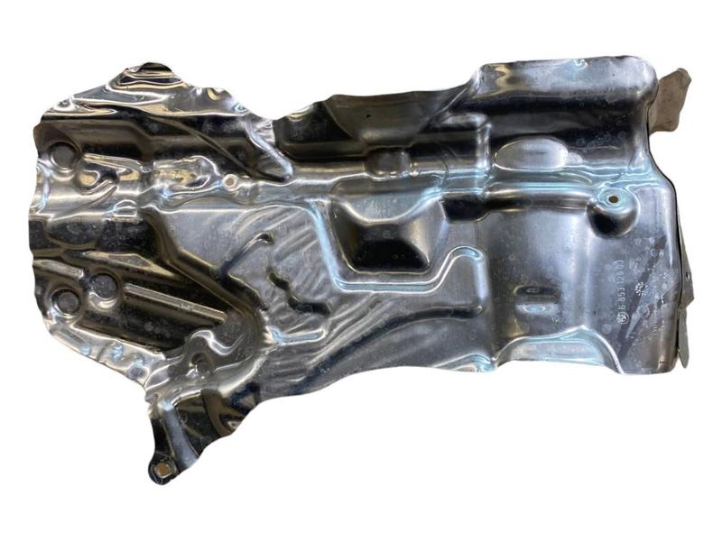 6853125 Escudo térmico escape 2 Series F45 Active Tourer, 2 Series F45 Active Tourer LCI, 2 Series F46 Gran Tourer, 2 Series F46 Gran Tourer LCI, MINI Cabrio F57, MINI Clubman F54, MINI F55, MINI F56, X1 F48