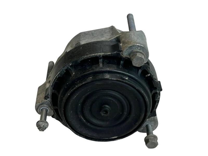 6860487 Soporte motor 5 Series G30, 5 Series G30 LCI, 5 Series G31 Touring, 5 Series G31 Touring LCI, 5 Series G38, 5 Series G38 LCI, 6 Series G32 GT, 6 Series G32 GT LCI, 7 Series G11, 7 Series G11 LCI, 7 Series G12, 7 Series G12 LCI