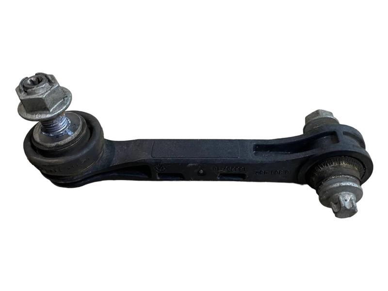 6861482 Bieleta barra estabilizadora trasera 5 Series G30, 5 Series G30 LCI, 5 Series G31 Touring, 5 Series G31 Touring LCI, 5 Series G38, 5 Series G38 LCI, 6 Series G32 GT, 6 Series G32 GT LCI, 7 Series G11, 7 Series G11 LCI, 7 Series G12, 7 Series G12 LCI, 8 Series G14 Convertible, 8 Series G15 Coupé, 8 Series G16 Gran Coupé