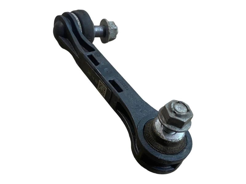 6861482 Bieleta barra estabilizadora trasera BMW 5 Series G30, 5 Series G30 LCI, 5 Series G31 Touring, 5 Series G31 Touring LCI, 5 Series G38, 5 Series G38 LCI, 6 Series G32 GT, 6 Series G32 GT LCI, 7 Series G11, 7 Series G11 LCI, 7 Series G12, 7 Series G12 LCI, 8 Series G14 Convertible, 8 Series G15 Coupé, 8 Series G16 Gran Coupé