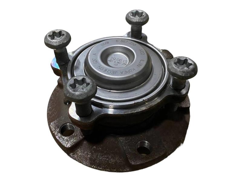 6867256 Cubo rueda delantera 1 Series F20, 1 Series F20 LCI, 1 Series F21, 1 Series F21 LCI, 2 Series F22, 2 Series F22 LCI, 2 Series F23, 2 Series F23 LCI, 3 Series F30, 3 Series F30 LCI, 3 Series F31, 3 Series F31 LCI, 3 Series F34 GT LCI, 3 Series F35, 3 Series F35 LCI, 4 Series F32, 4 Series F32 LCI, 4 Series F33, 4 Series F33 LCI, 4 Series F36 Gran Coupé, 4 Series F36 Gran Coupé LCI