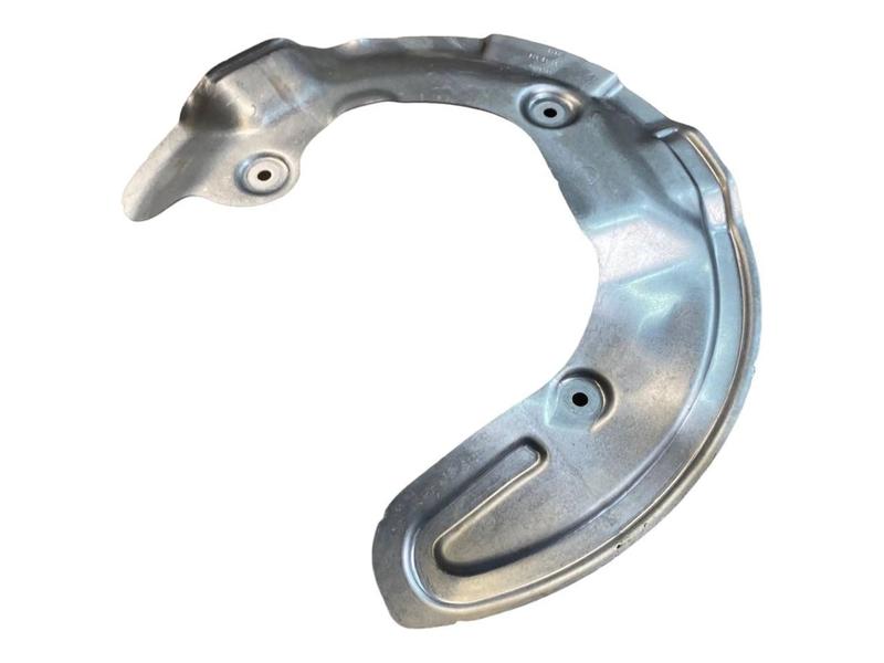 6869780 Placa protección disco delantero 1 Series F40, 1 Series F52 Saloon, 2 Series F45 Active Tourer LCI, 2 Series F46 Gran Tourer LCI, MINI Cabrio F57, MINI Clubman F54 LCI, MINI Countryman F60, MINI F55, MINI F56, X1 F48 LCI, X2 F39