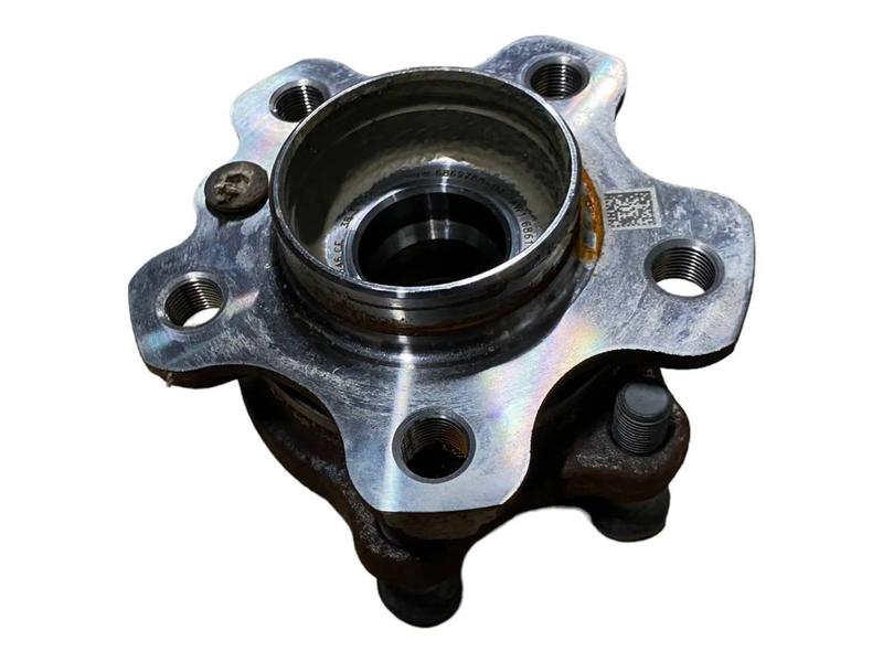 6869788 Cubo rueda trasera 1 Series F70, 2 Series G42, 3 Series G20 Saloon, 3 Series G20 Saloon LCI, 3 Series G21 Touring, 4 Series G23 Convertible