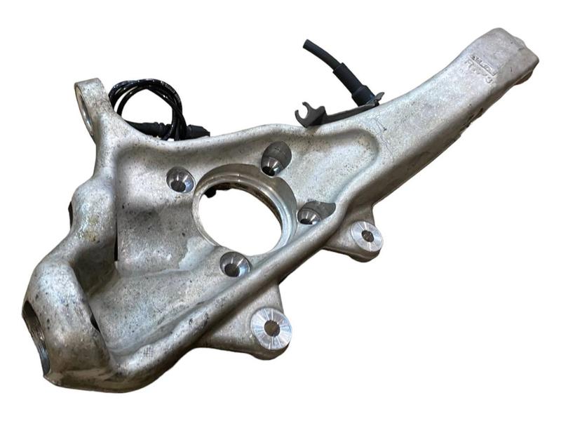 6869870 Mangueta delantera BMW X5 E70 LCI, X5 F15, X5 M F85, X6 E71, X6 E72 Hybrid, X6 F16, X6 M F86