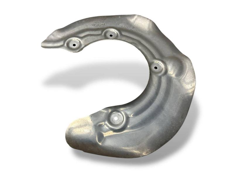 6870531 Placa protección disco trasero BMW X3 G01, X3 G08, X3 M F97, X4 G02, X4 M F98