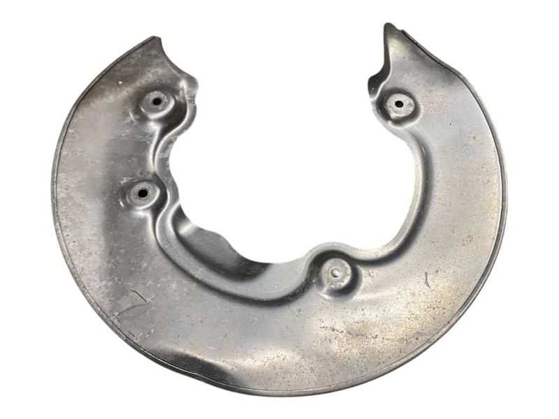 6871339 Placa protección disco trasero BMW 2 Series G42, 3 Series G20 Saloon, 3 Series G20 Saloon LCI, 3 Series G21 Touring, 3 Series G21 Touring LCI, 3 Series G28 Saloon, 3 Series G28 Saloon LCI