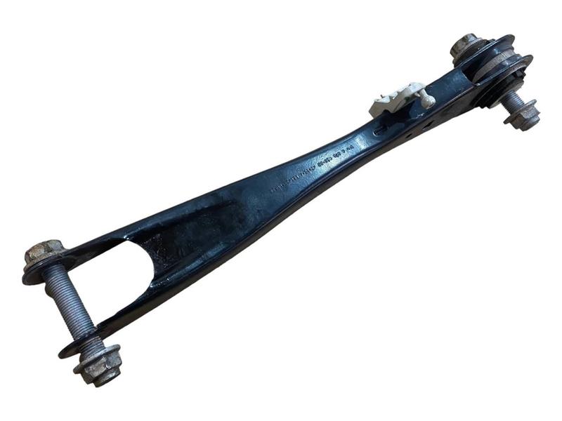 6878037 Brazo superior suspensión trasera X5 G05, X6 G06, X7 G07