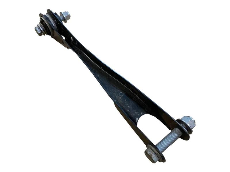 6878038 Brazo suspensión trasero X5 G05