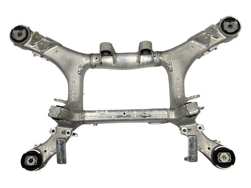 6884574 Subchasis trasero BMW X5 G05