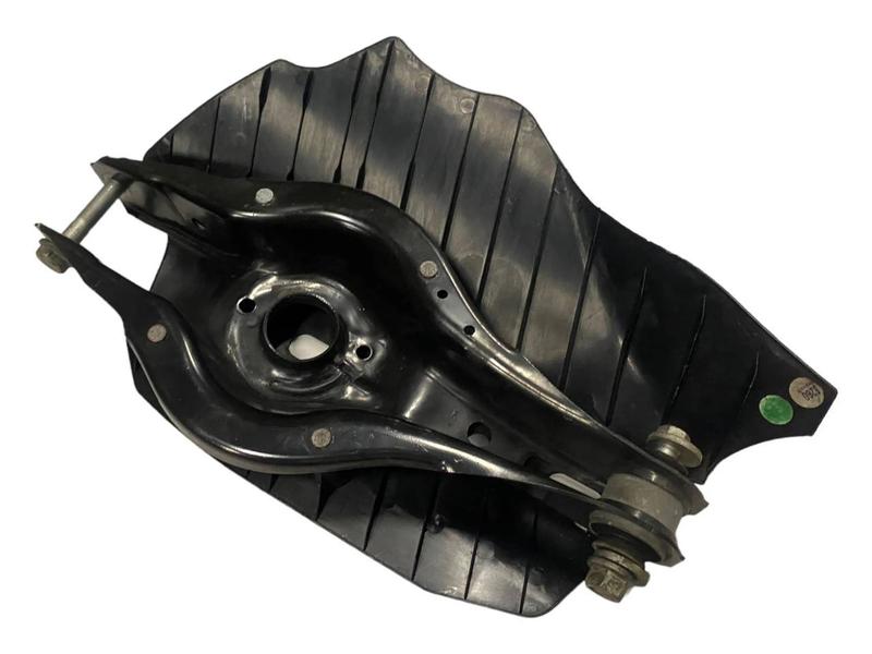 6884694 Brazo superior suspensión trasera 3 Series F30, 3 Series F30 LCI, 3 Series F31, 3 Series F35, 3 Series G20 Saloon, 3 Series G20 Saloon LCI, Z4 G29