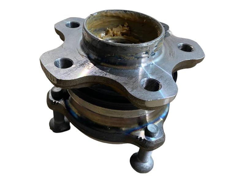 6890073 Rodamiento rueda trasera BMW X5 G05, X6 G06