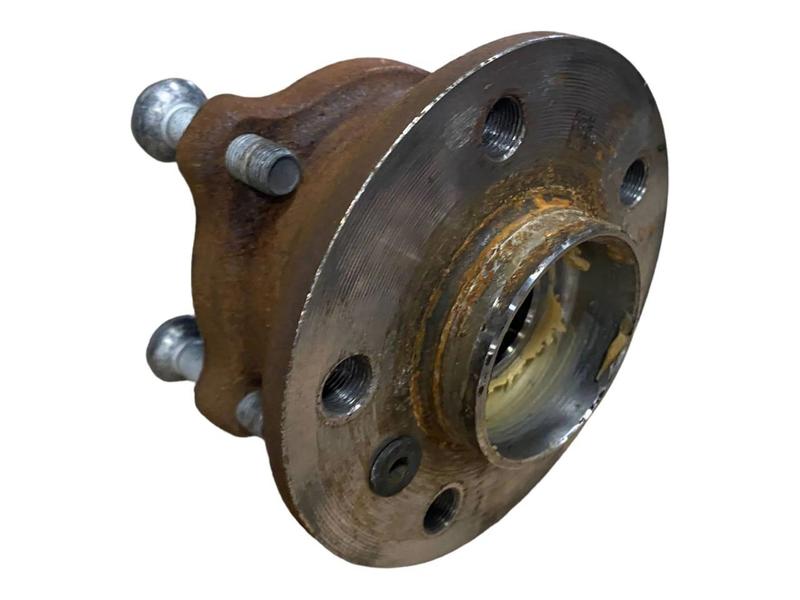 6895673 Rodamiento rueda trasera X7 G07