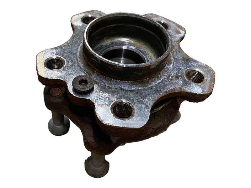 6899175 Cubo rueda trasera BMW 1 Series F70, 2 Series F74 Gran Coupé, 2 Series F78 Gran Coupé, 2 Series G42, 2 Series U06 Active Tourer, 3 Series G20 Saloon LCI, 3 Series G21 Touring LCI, 3 Series G28 Saloon LCI, 4 Series G23 Convertible LCI, 4 Series G22 Coupé LCI, 4 Series G26 Gran Coupé LCI, 5 Series G30, 5 Series G30 LCI, 5 Series G31 Touring LCI, 5 Series G38, 5 Series G38 LCI, 5 Series G60 Saloon, 5 Series G61 Touring, 5 Series G68 Saloon, 6 Series G32 GT LCI, 7 Series G11, 7 Series G11 LCI, 7 Series G12, 7 Series G12 LCI, 7 Series G70, 8 Series G14 Convertible, 8 Series G15 Coupé, 8 Series G16 Gran Coupé, i4 G26 Gran Coupé LCI, MINI Countryman U25, X1 U11, X1L U12, X2 U10, X3 G01 LCI, X3 G45, X3L G48, X4 G02