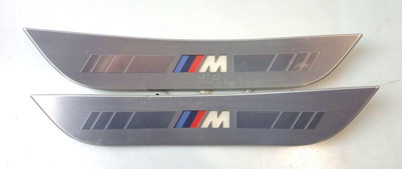 8077339 Embellecedor umbral delantero BMW 8 Series G16 Gran Coupé